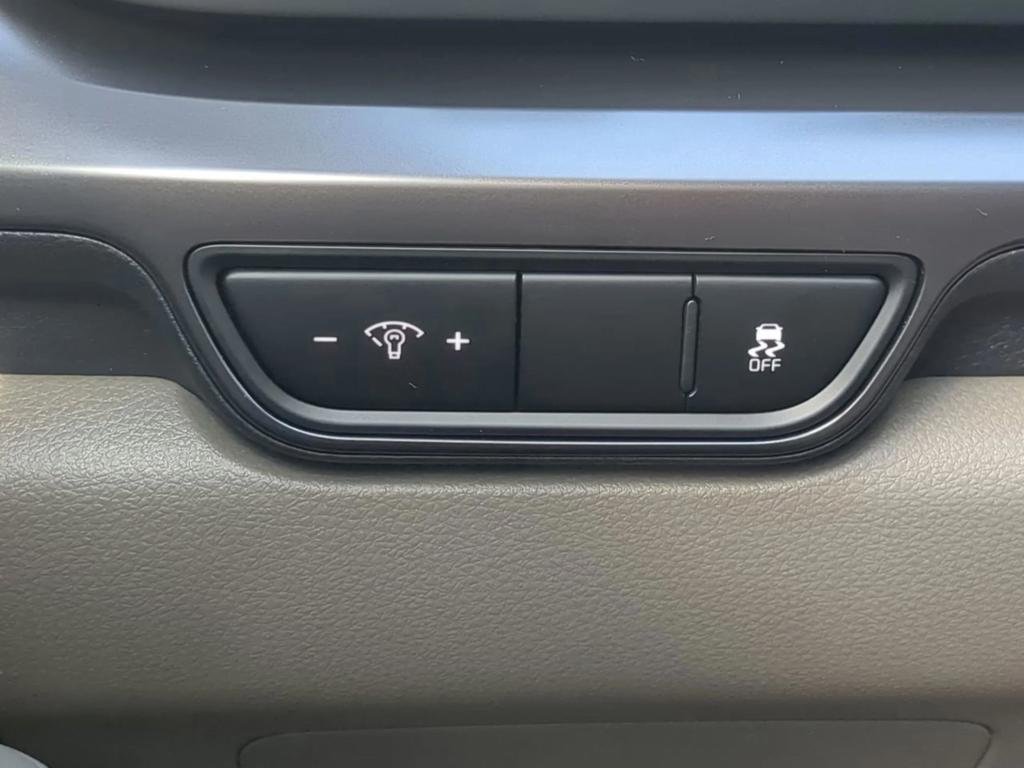 2026 Kia Carnival LXS - Photo 28