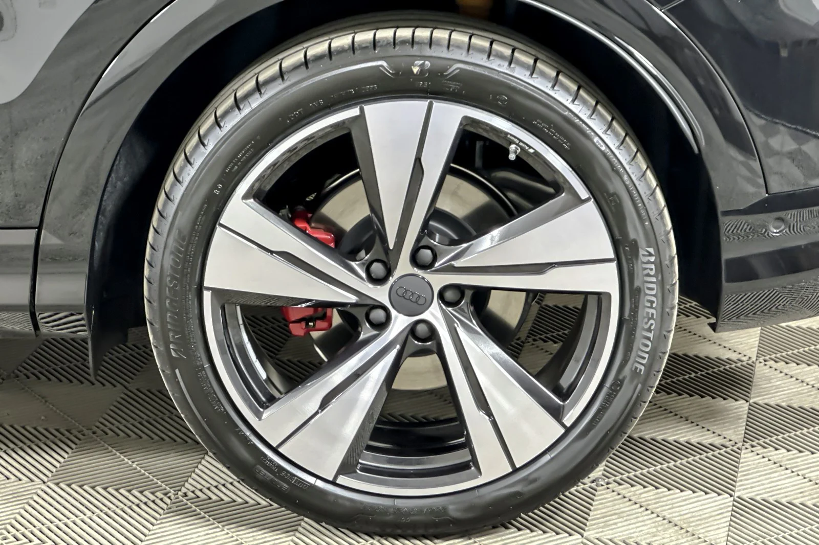 New 2026 Mythos Black Metallic Audi Premium Plus 3.0 TFSI quattro image 25