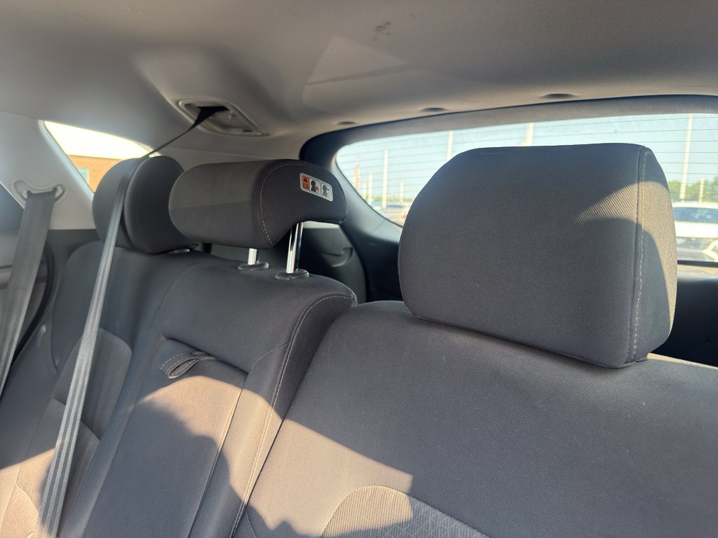 Used 2016 Sedona Sunset Hyundai SE image 9