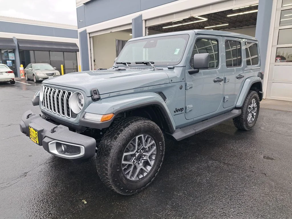 2026 Jeep Wrangler Sahara's photo