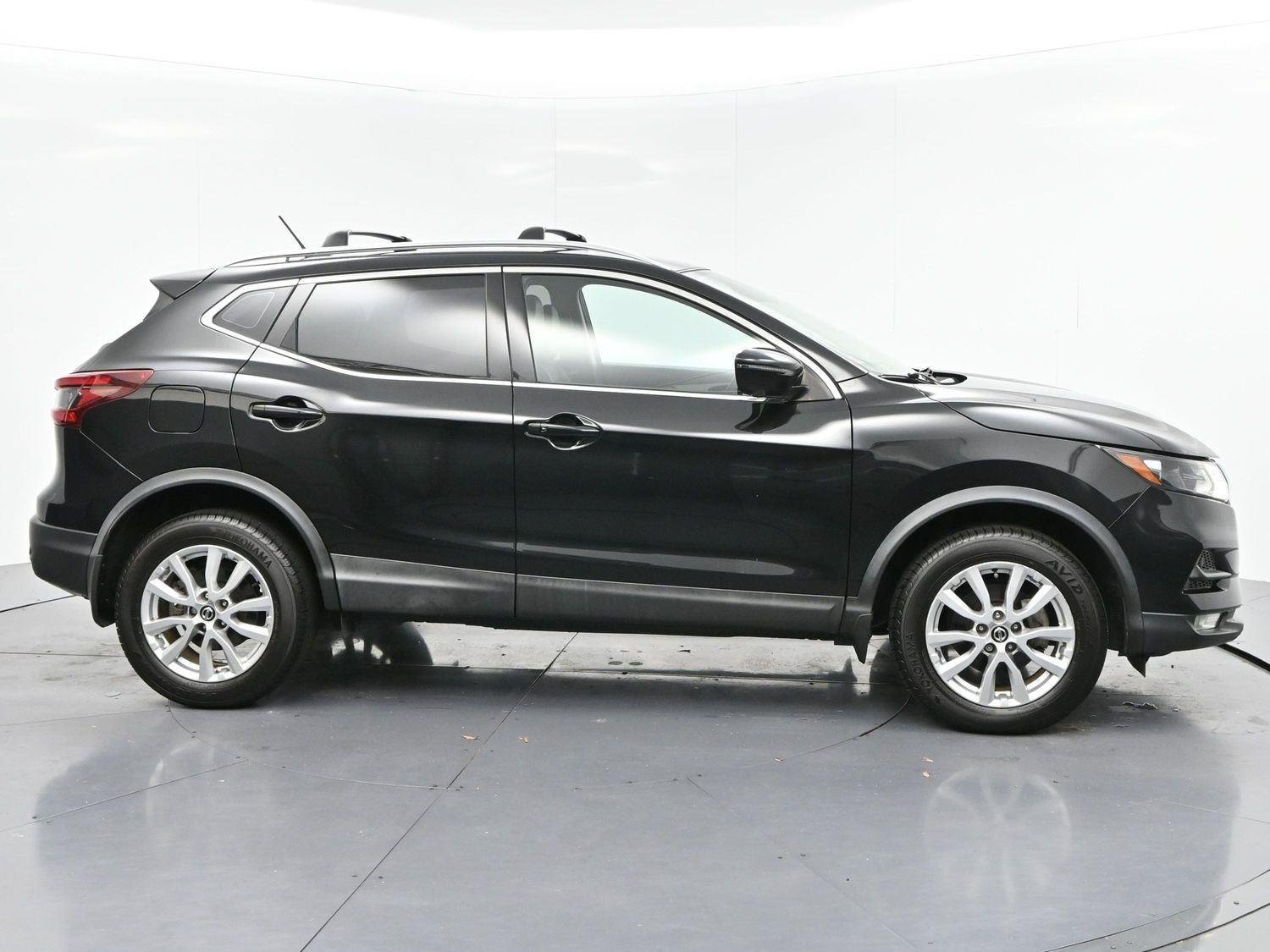 Used 2020 Magnetic Black Pearl Nissan SV image 8