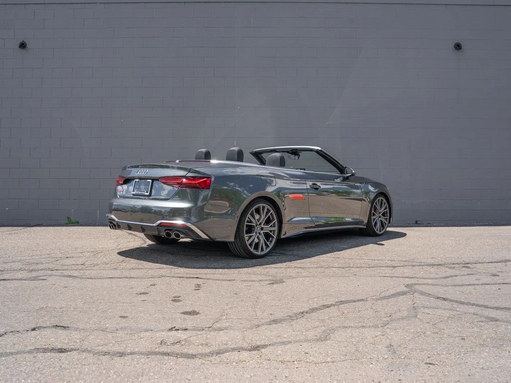 Used 2021 Gray Audi 3.0T Prestige image 7
