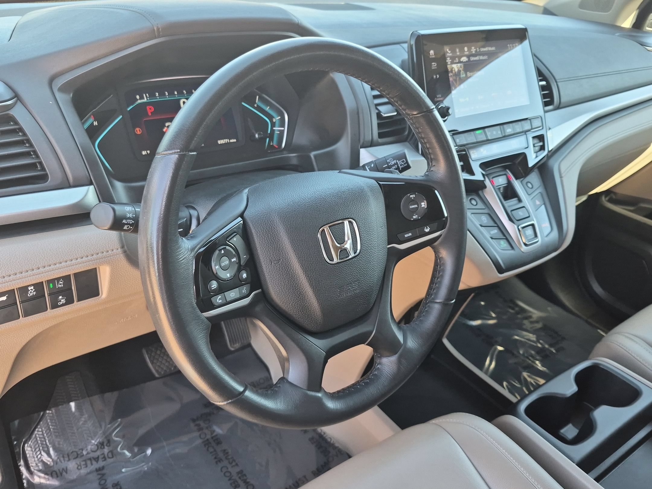 2020 Honda Odyssey EX-L - Photo 11