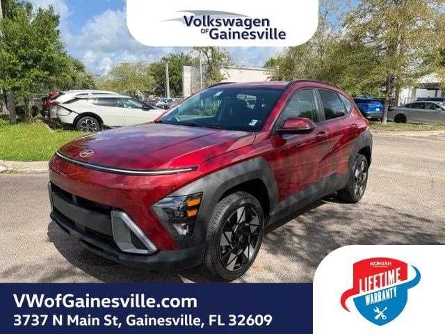 Used 2025 Ultimate Red Metallic Hyundai SEL image 3