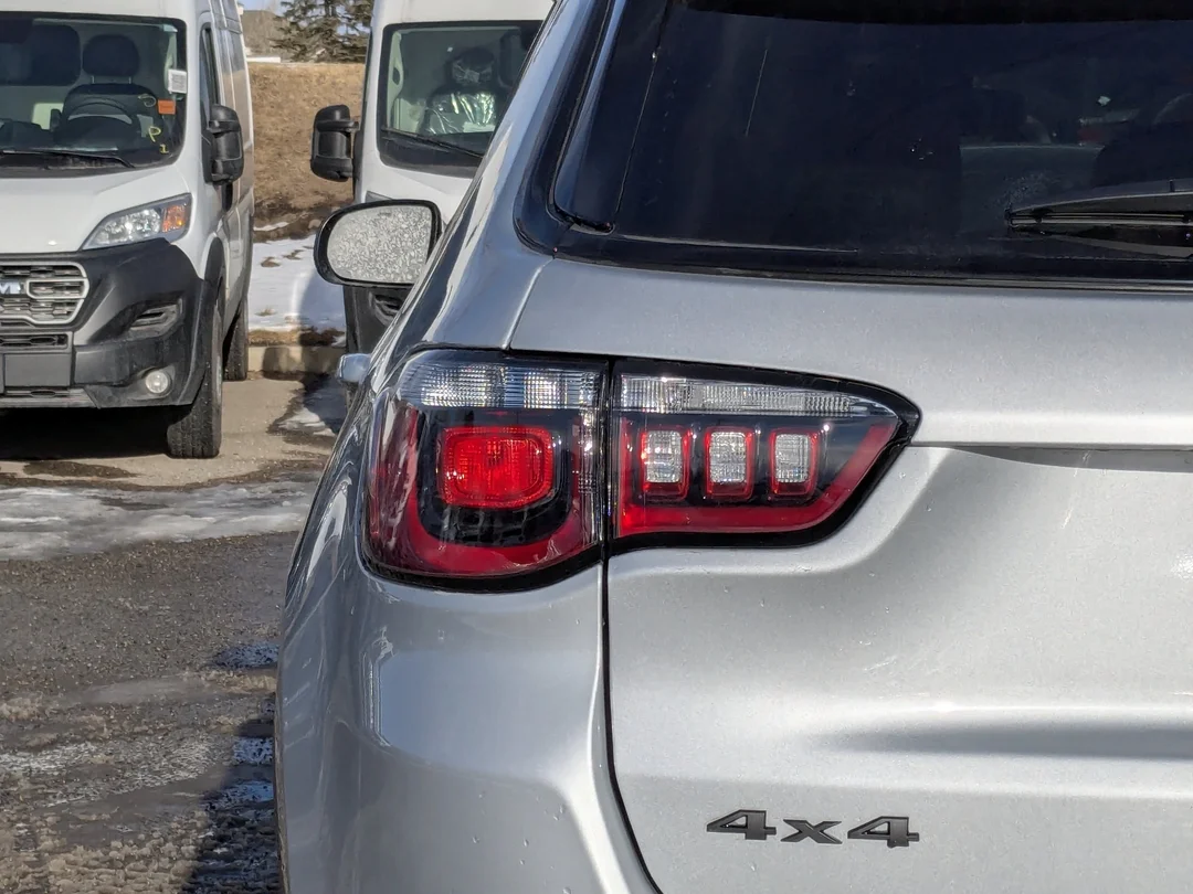 New 2026 Silver Jeep Trailhawk - - 4x4 - Sun Sound & Nav Group - Pano Roof - Alpine Speakers & More! image 11