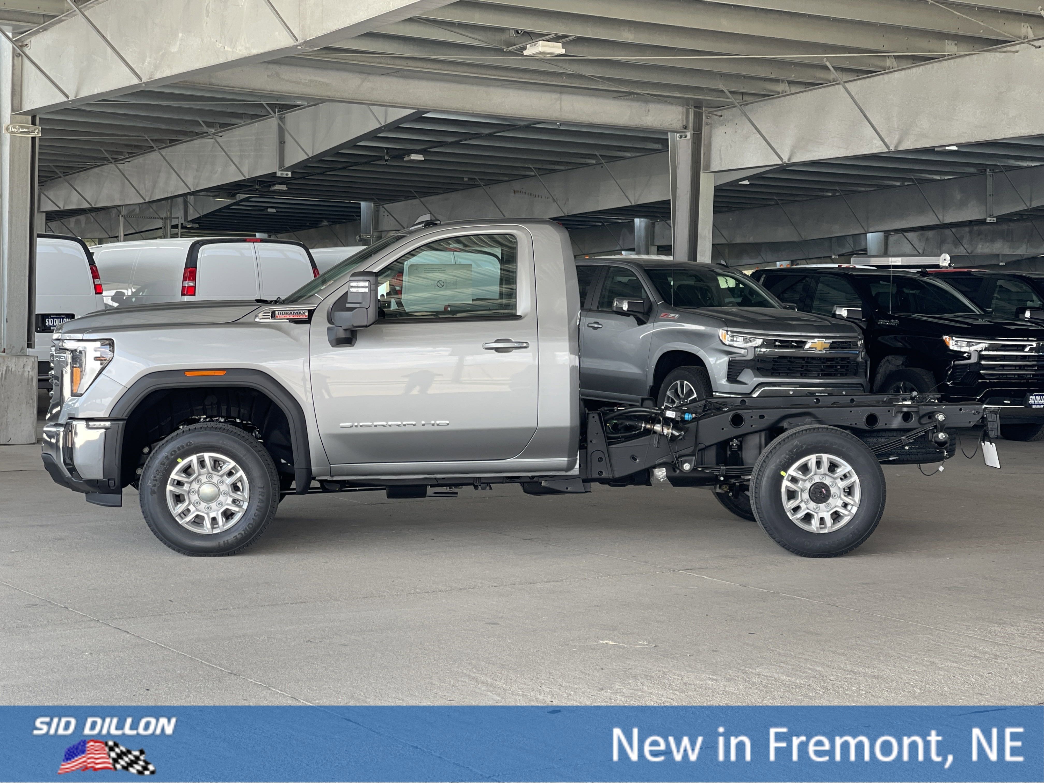 2025 GMC Sierra 2500HD SLE - Photo 13