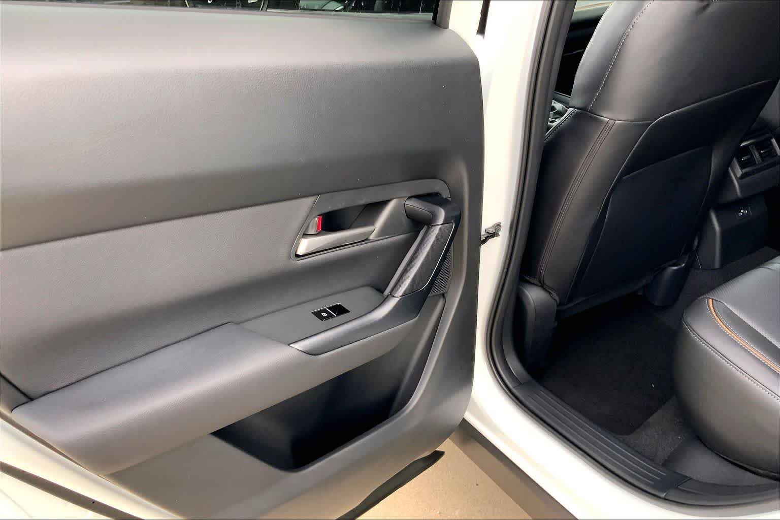 New 2026 Wind Chill Pearl Mazda 2.5 S Premium AWD image 19