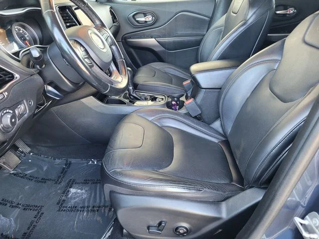 Used 2019 Blue Jeep Limited image 17