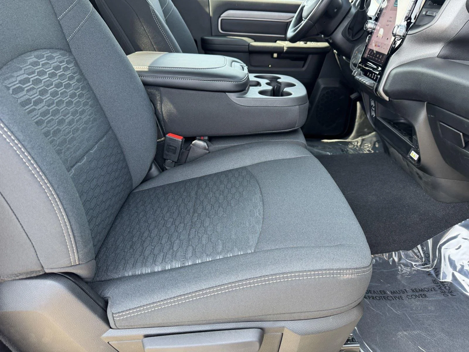 2025 RAM 2500 Tradesman - Photo 8