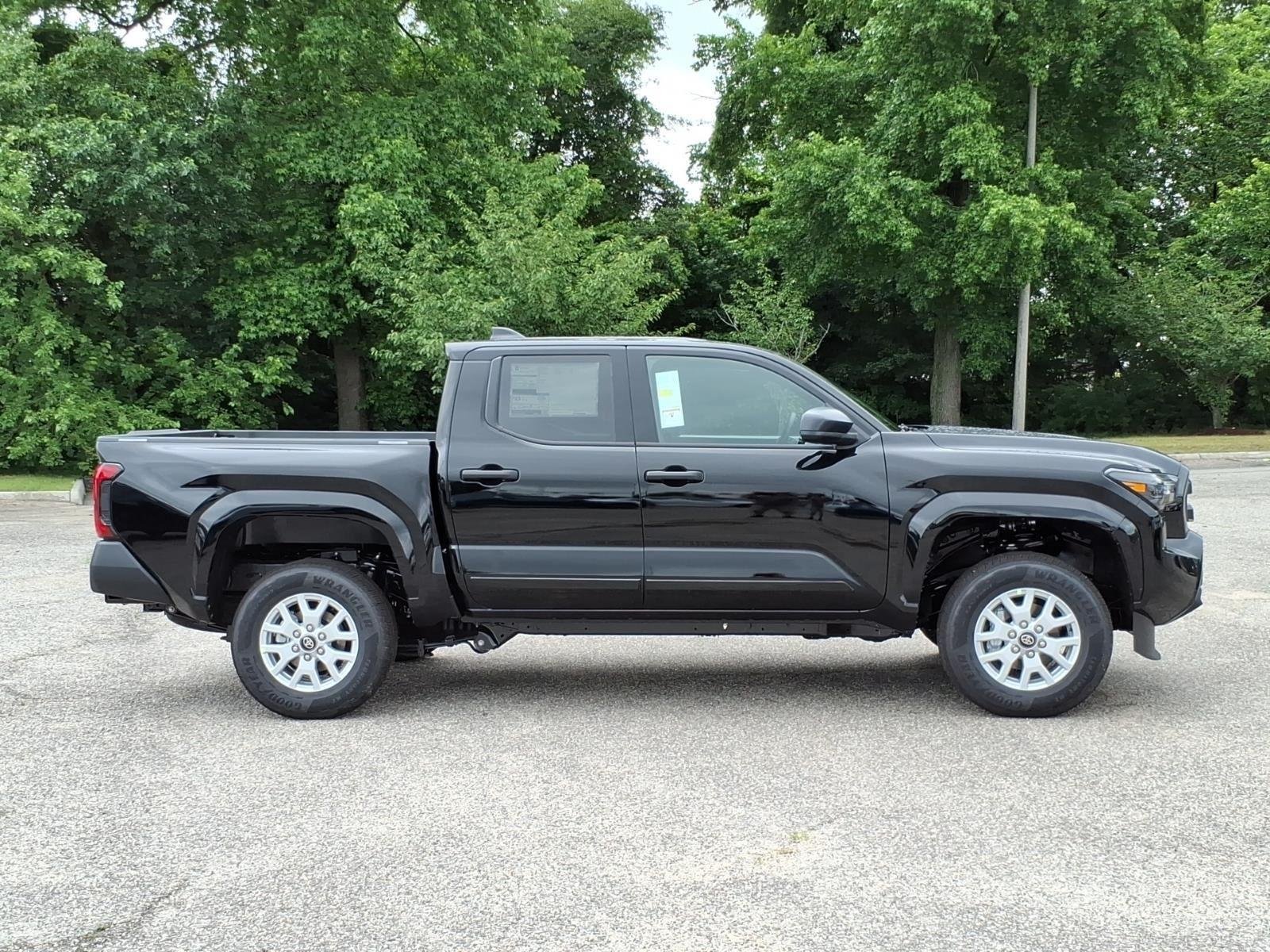 New 2026 Black Toyota SR image 6