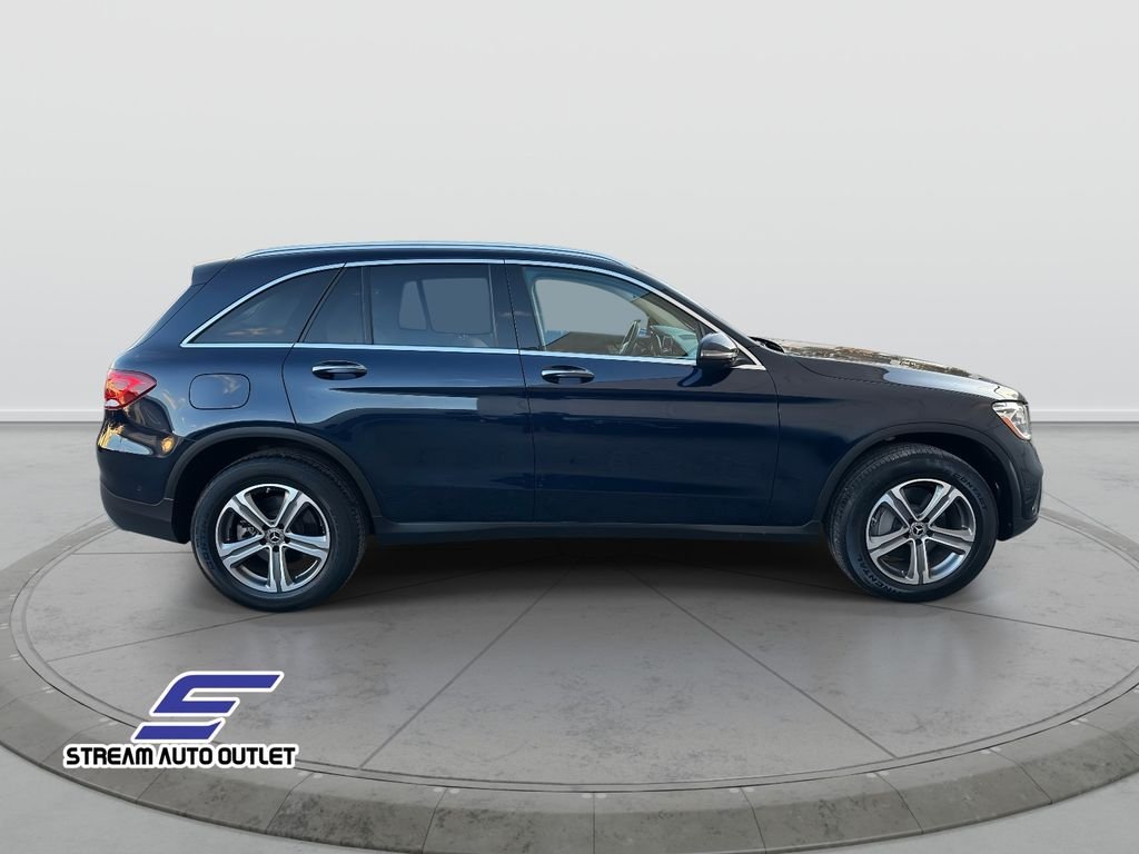2022 Mercedes Benz GLC 300 4MATIC photo 4