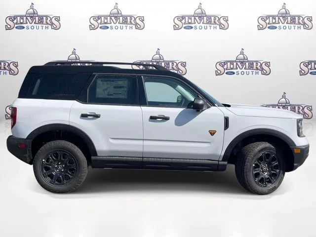 New 2026 White Ford Badlands image 2