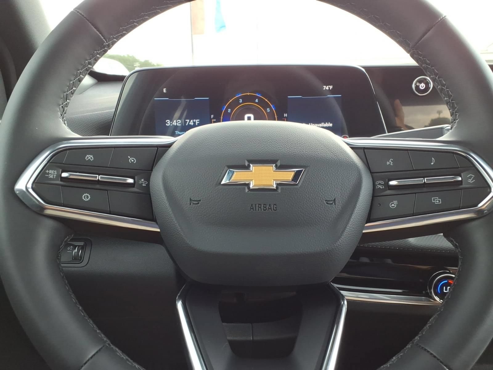 2026 Chevrolet Equinox LT - Photo 25