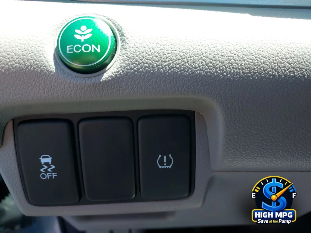 Used 2014 Silver Honda LX image 18
