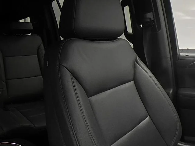 Used 2022 Red Chevrolet LT image 33