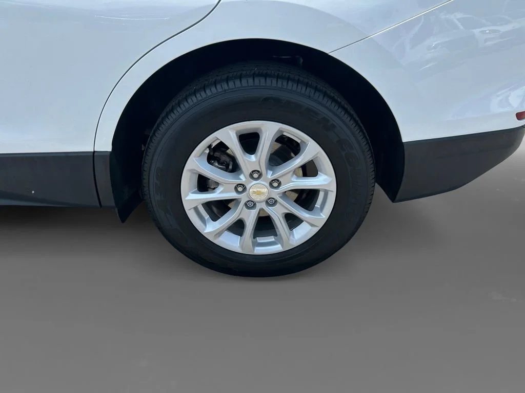 Used 2021 SUMMIT WHITE Chevrolet LS image 8