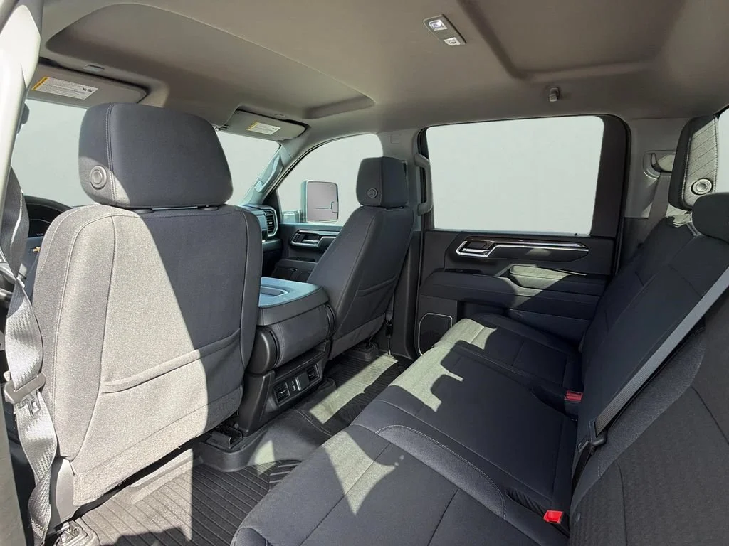 Used 2026 Summit White Chevrolet LT image 42