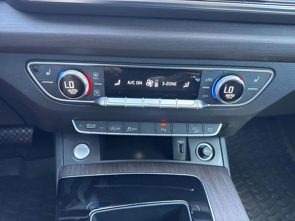 Used 2021 White Audi 45 Premium image 21