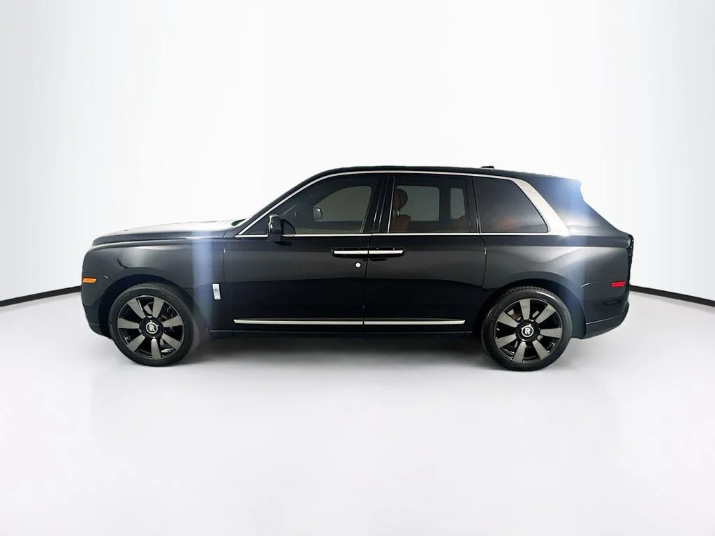 Used 2023 Black Rolls-Royce Base image 8