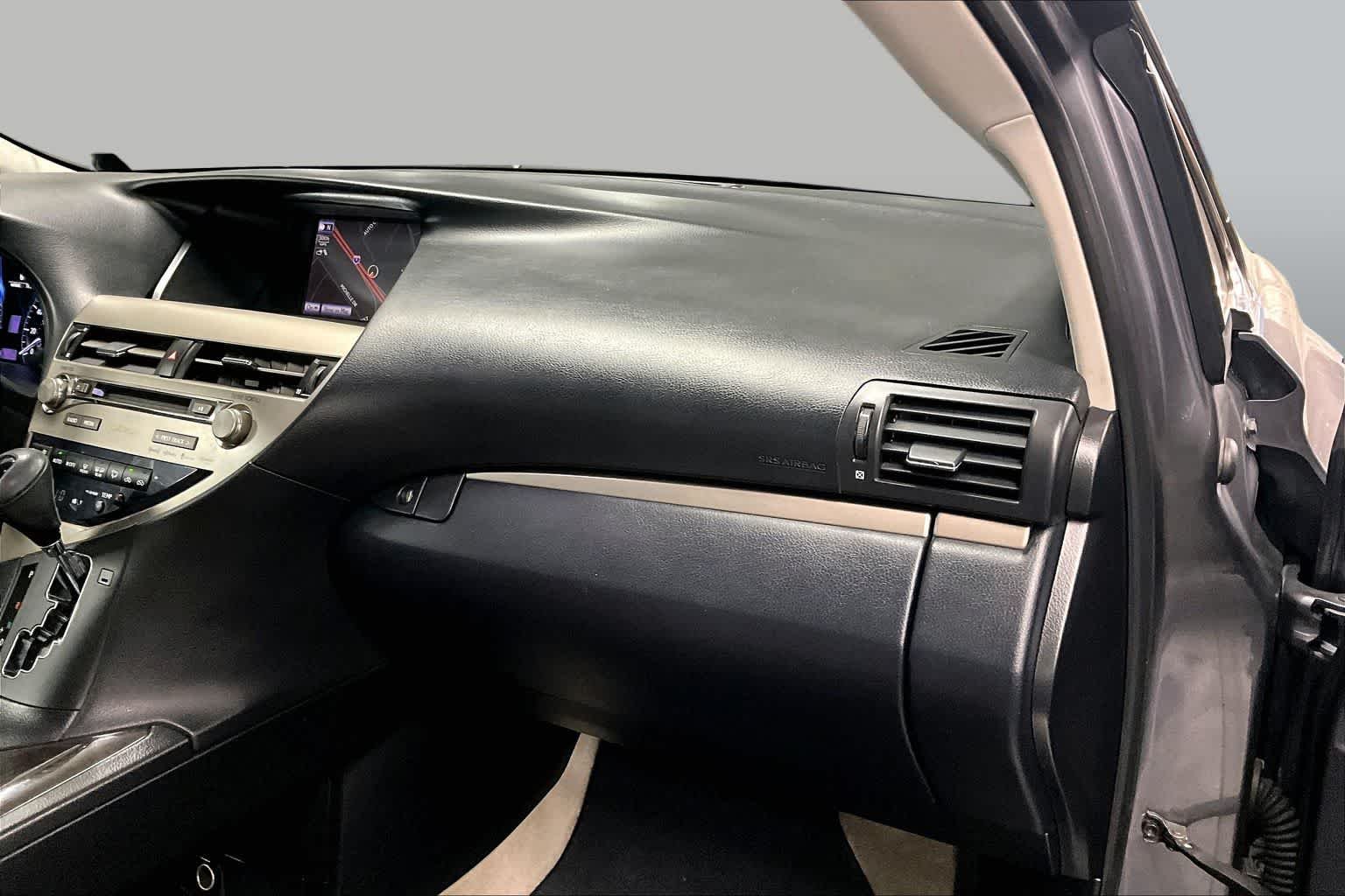 Used 2014 Nebula Gray Pearl Lexus  image 19