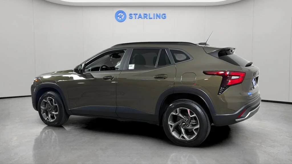 2024 Chevrolet Trax LT - Photo 7