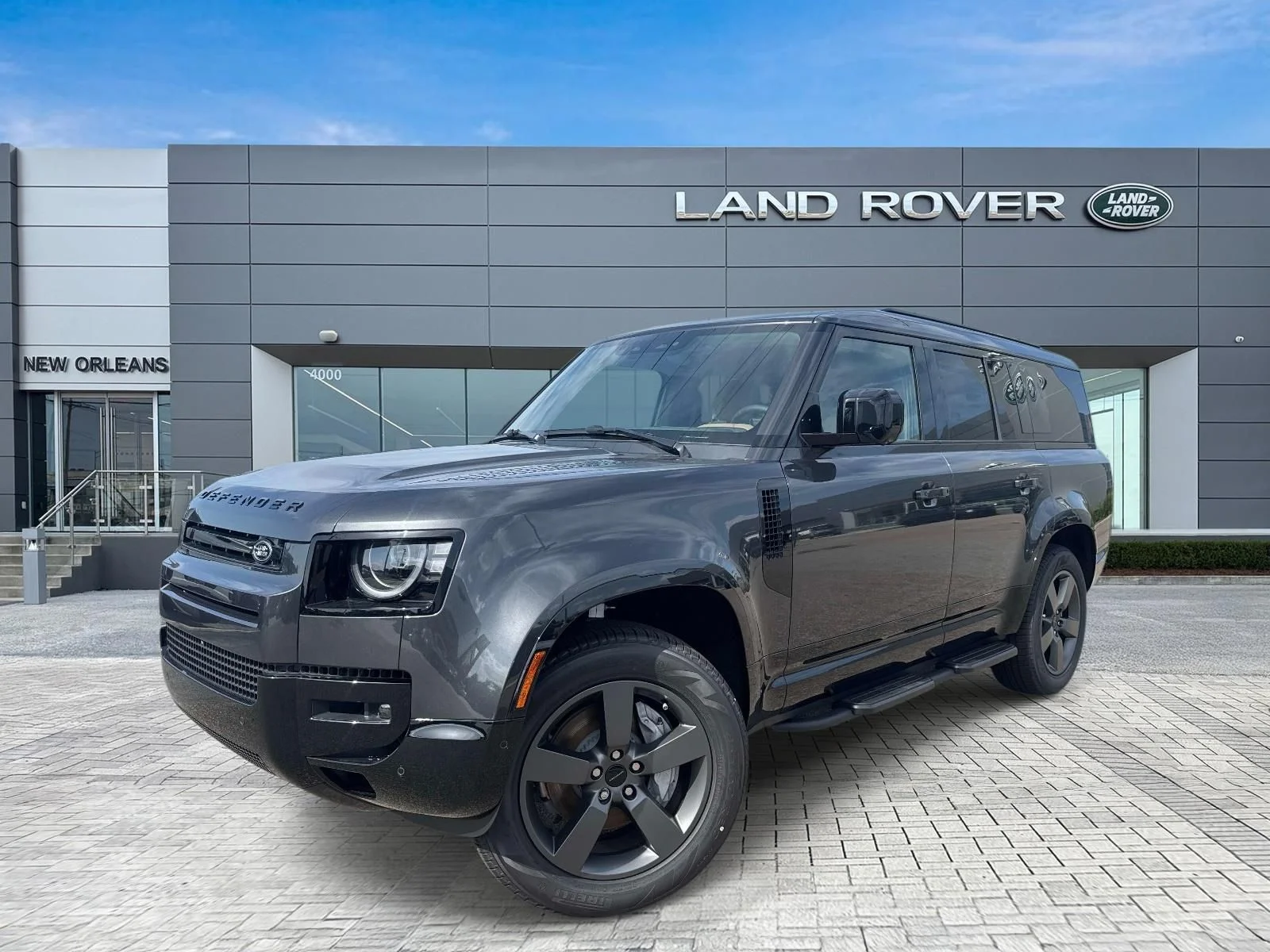 2026 Land Rover Defender 130 X-Dynamic SE