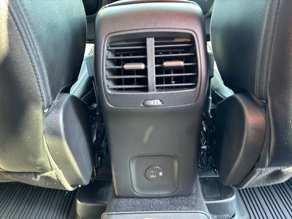 Used 2022 Red Ford SEL image 56