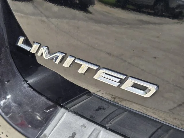 Used 2021 Black Ford Limited image 11