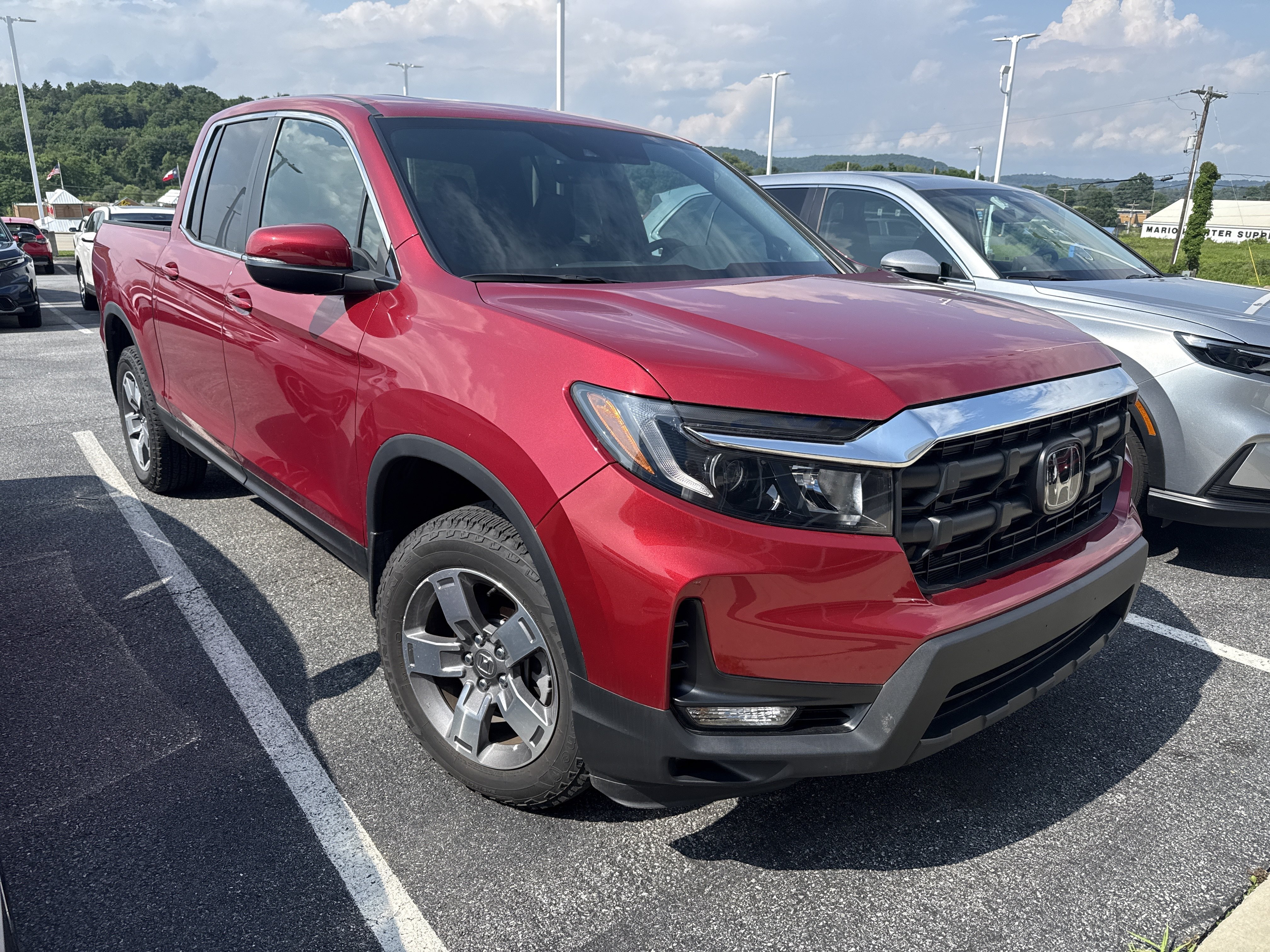 Used 2024 Radiant Red Metallic II Honda RTL image 1