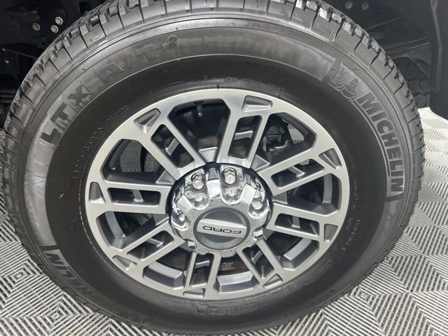 Used 2023 Black Ford Limited image 10