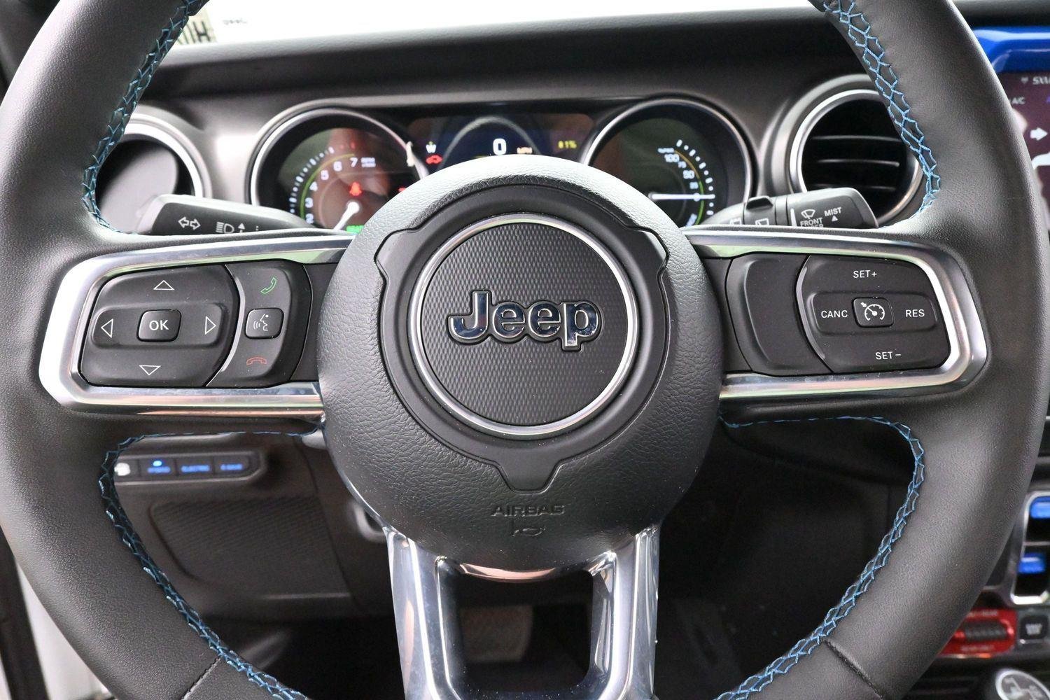 Used 2023 Bright White Clearcoat Jeep Rubicon image 16