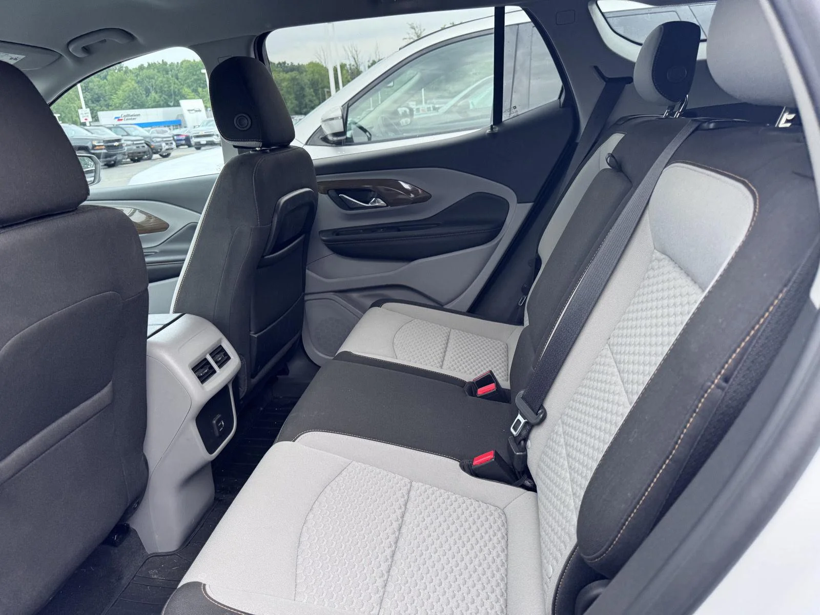 Used 2019 Summit White GMC SLE image 11