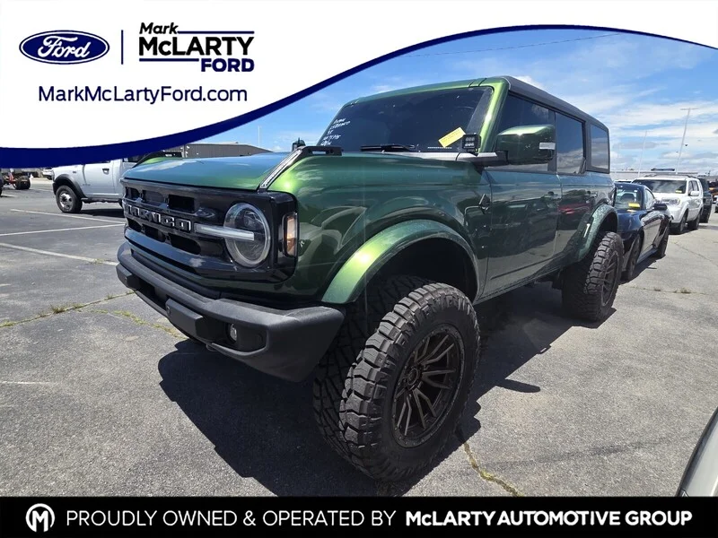 Used 2025 GREEN FORD OUTER BANKS 4 DOOR 4X4 image 1