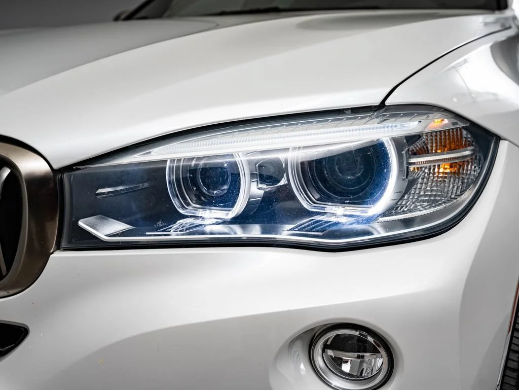 Used 2019 Mineral White Metallic BMW xDrive35i image 15