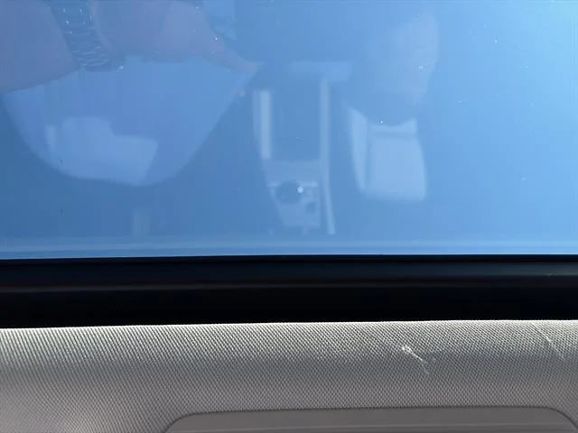 2025 Volkswagen Tiguan SE - Photo 24