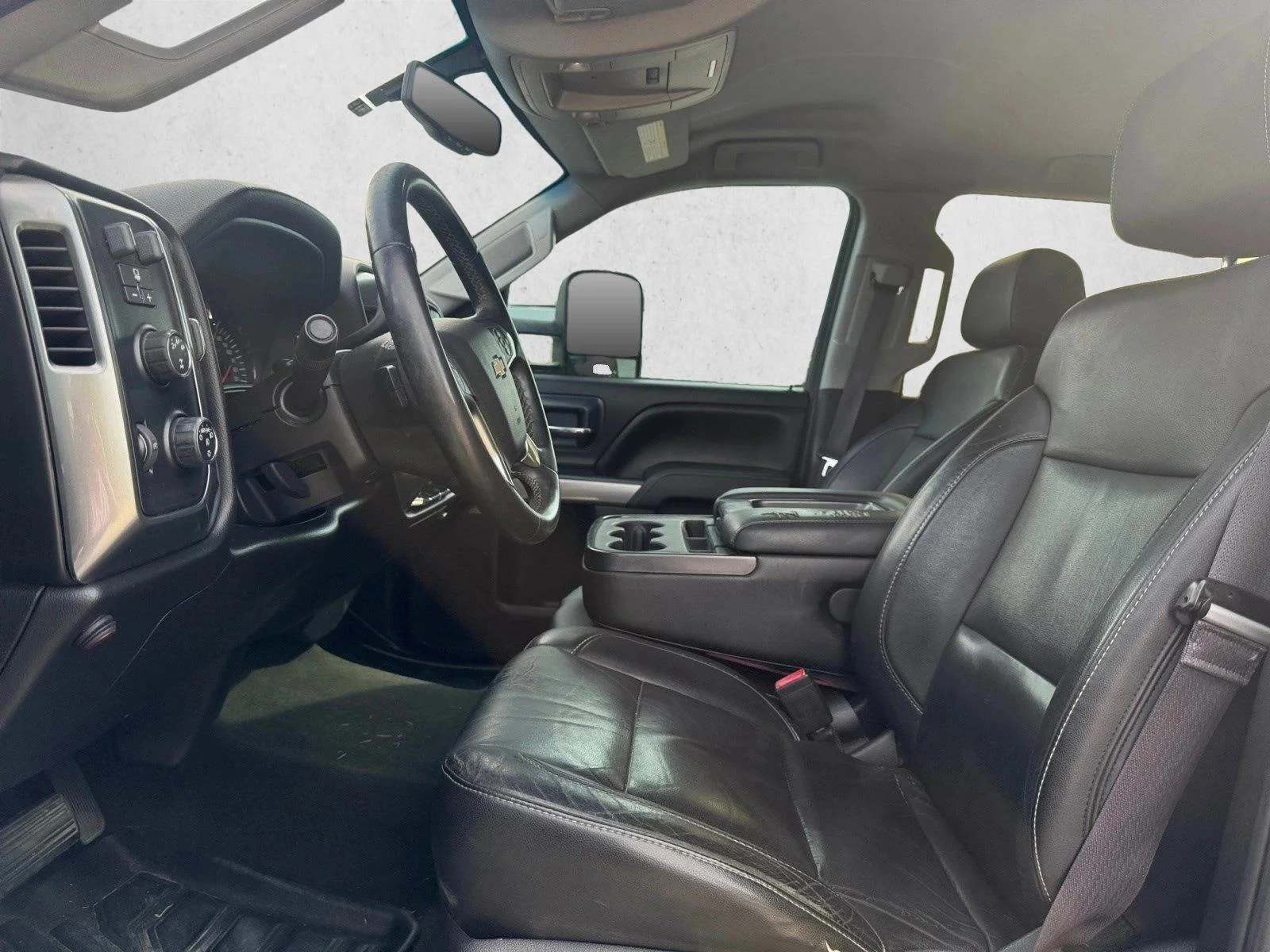 Used 2015 Black Chevrolet LT image 16