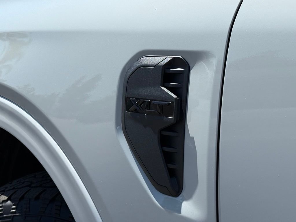 New 2026 Avalanche Ford XLT image 17