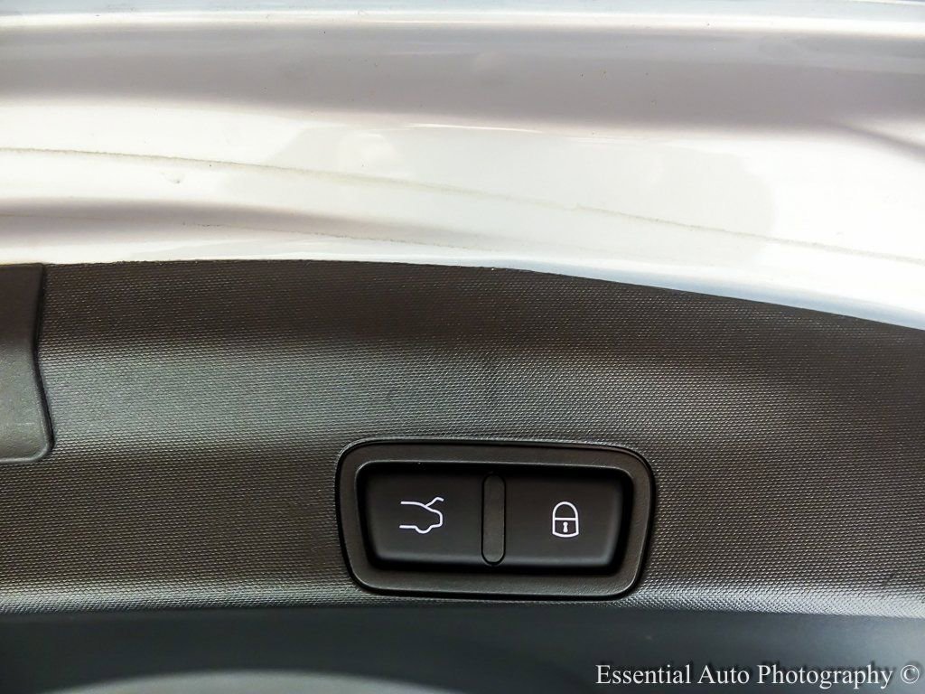 2022 ALFA ROMEO STELVIO - Image 30