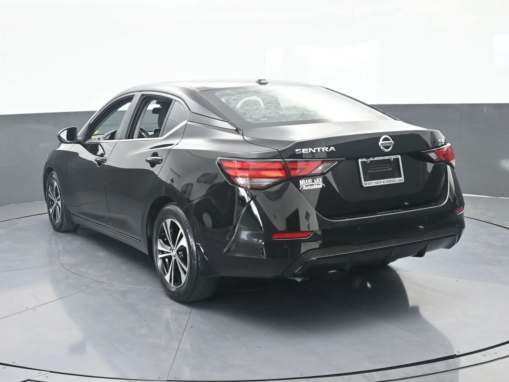Used 2022 Super Black Nissan SV image 4