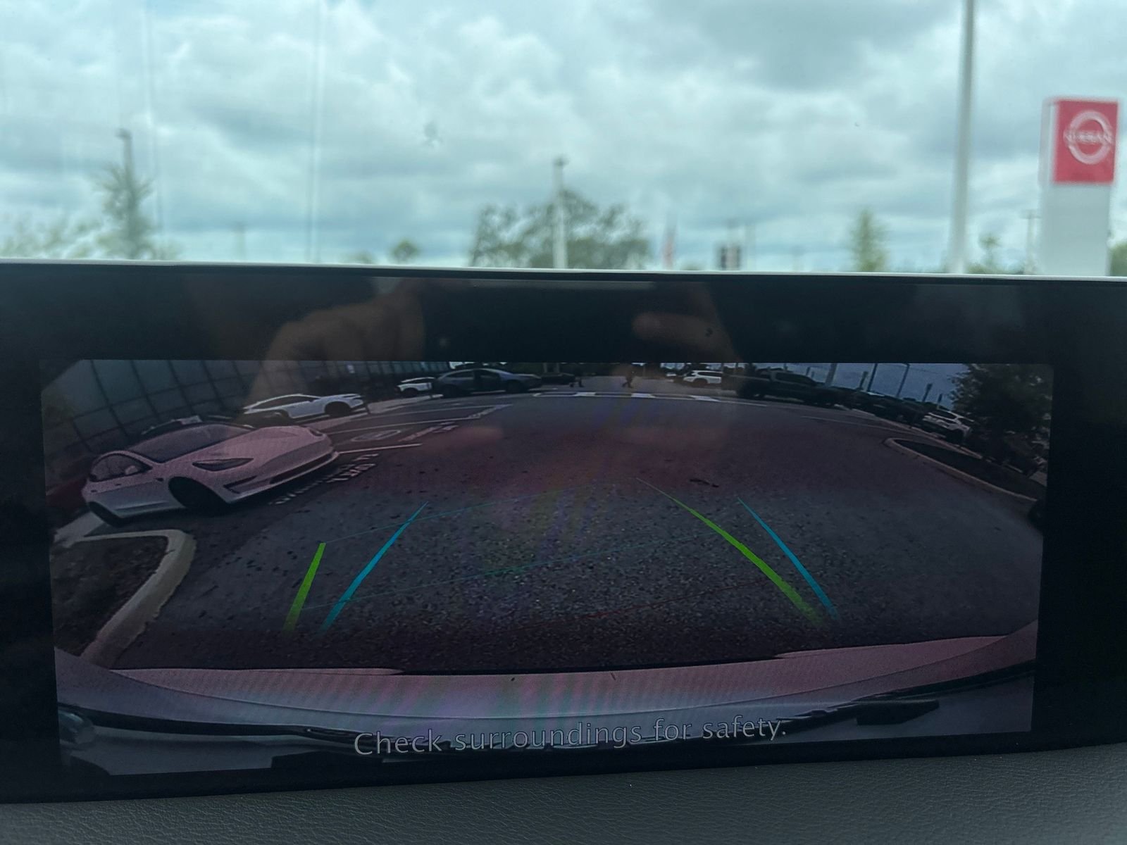 2025 Nissan Armada SV - Photo 34