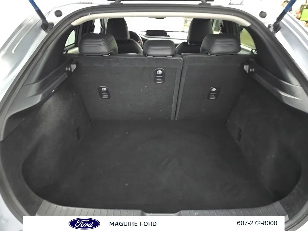 Used 2021 Silver Mazda Select image 14