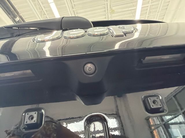 Used 2024 Black Jeep Latitude image 6