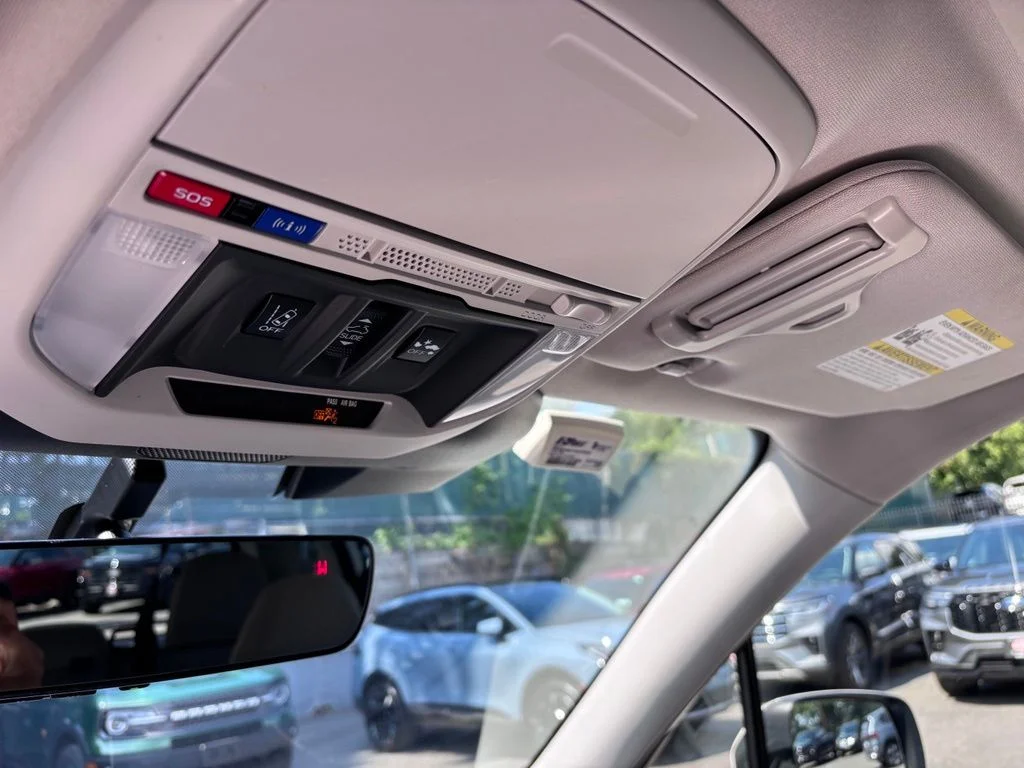 Used 2023 White Subaru Premium image 18