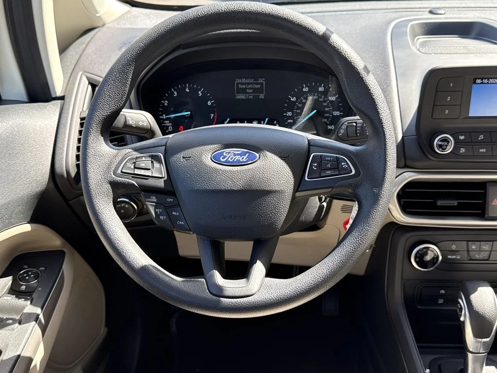 Used 2020 Diamond White Ford S image 12