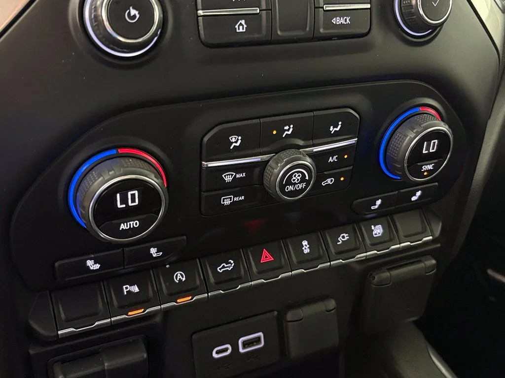 Used 2020 Gray Chevrolet RST image 34