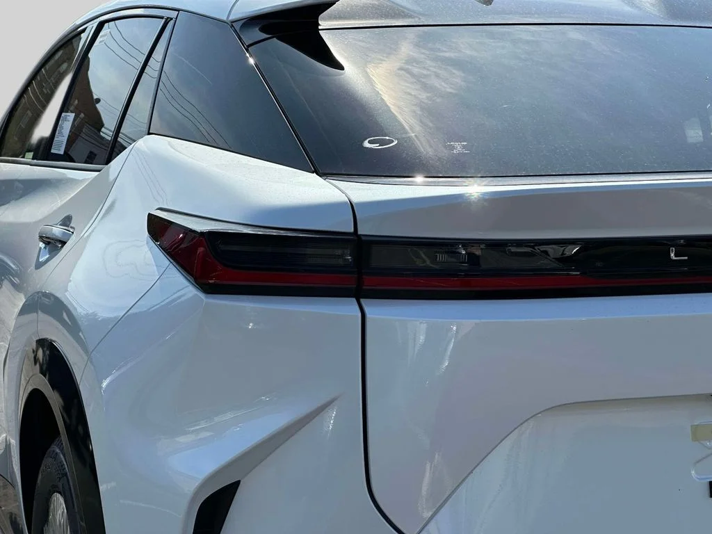2026 Lexus RZ Premium - Photo 11
