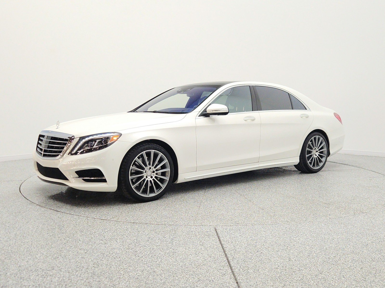 2015 Mercedes-Benz S-Class S550's photo
