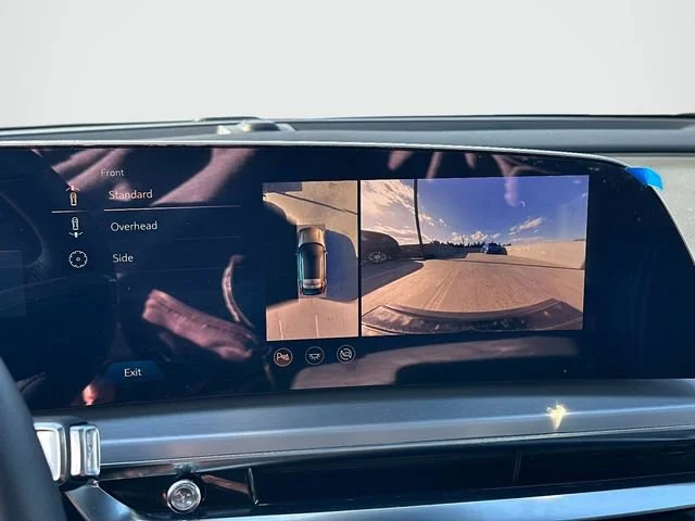 2025 Cadillac LYRIQ Luxury 2 - Photo 12