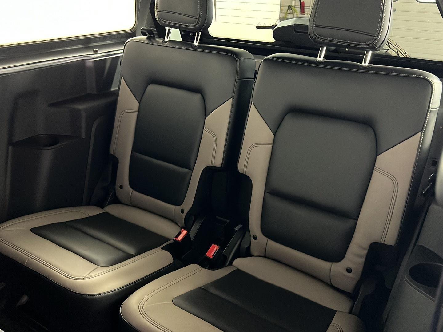 Used 2024 Oxford White Ford Big Bend image 32