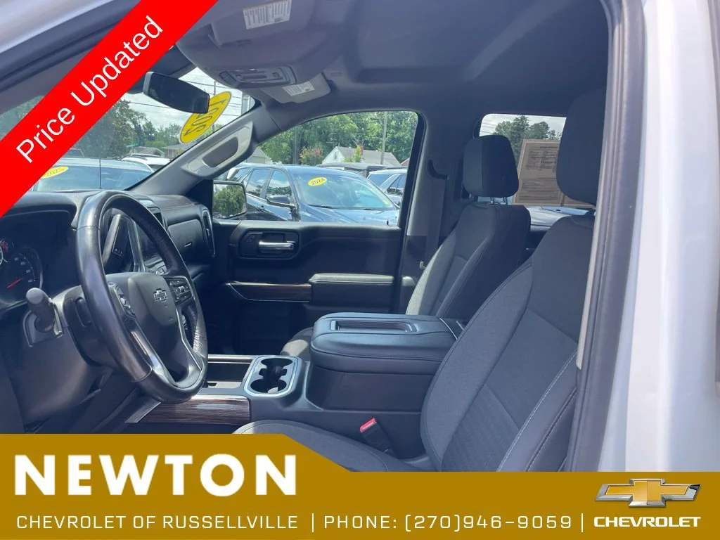 Used 2021 SUMMIT WHITE Chevrolet RST image 4